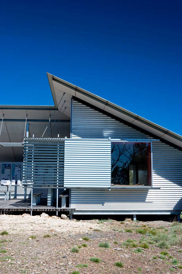 The Mt Franklin Visitors Shelter, with its environment-engaging exploded form, is anything but a typical bush hut.