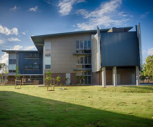 BlueScope COLORBOND® steel has played a prominent role as cladding for Kirwan State High School’s new building, which provides a new visual identity and strong street presence for the school.